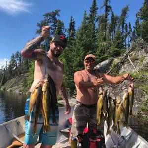 Meet your Posher, Dustin